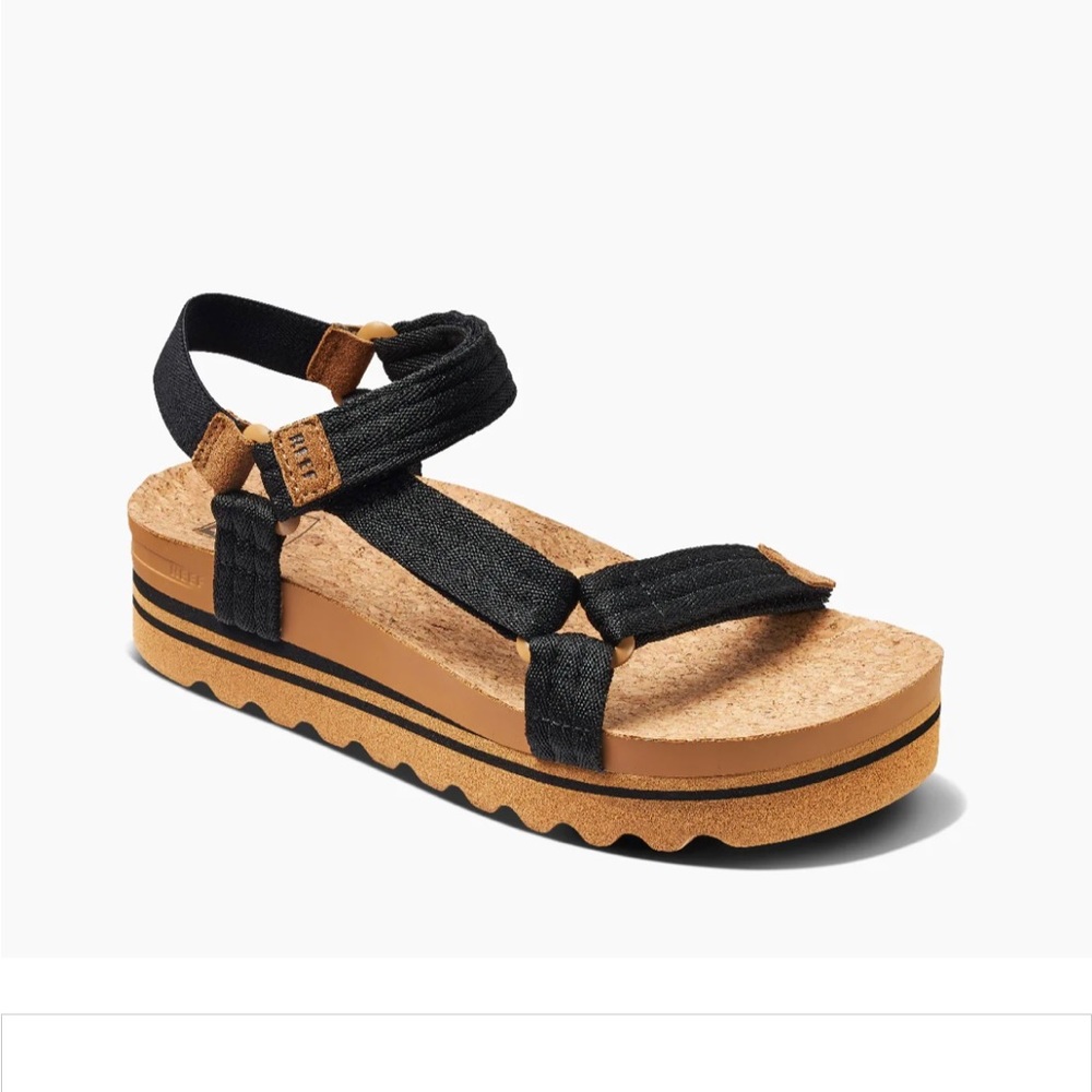 Reef Cushion REM HI sandals size 7